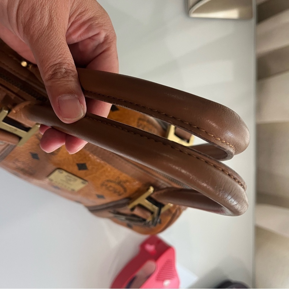 MCM COGNAC VISETOS VINTAGE HANDBAG - Picture 7 of 16